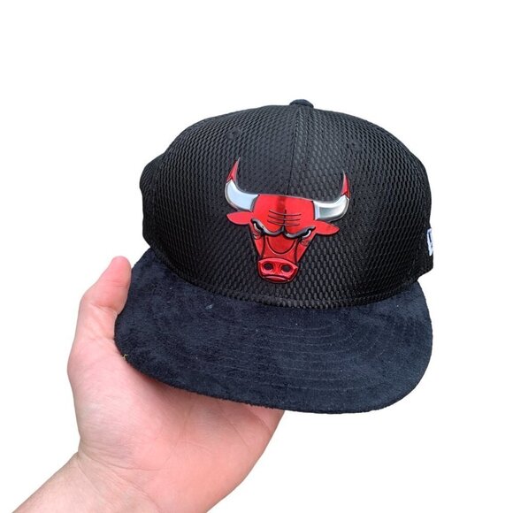 Rare 59Fifty New Era Chicago Bulls Hat - Picture 2 of 7